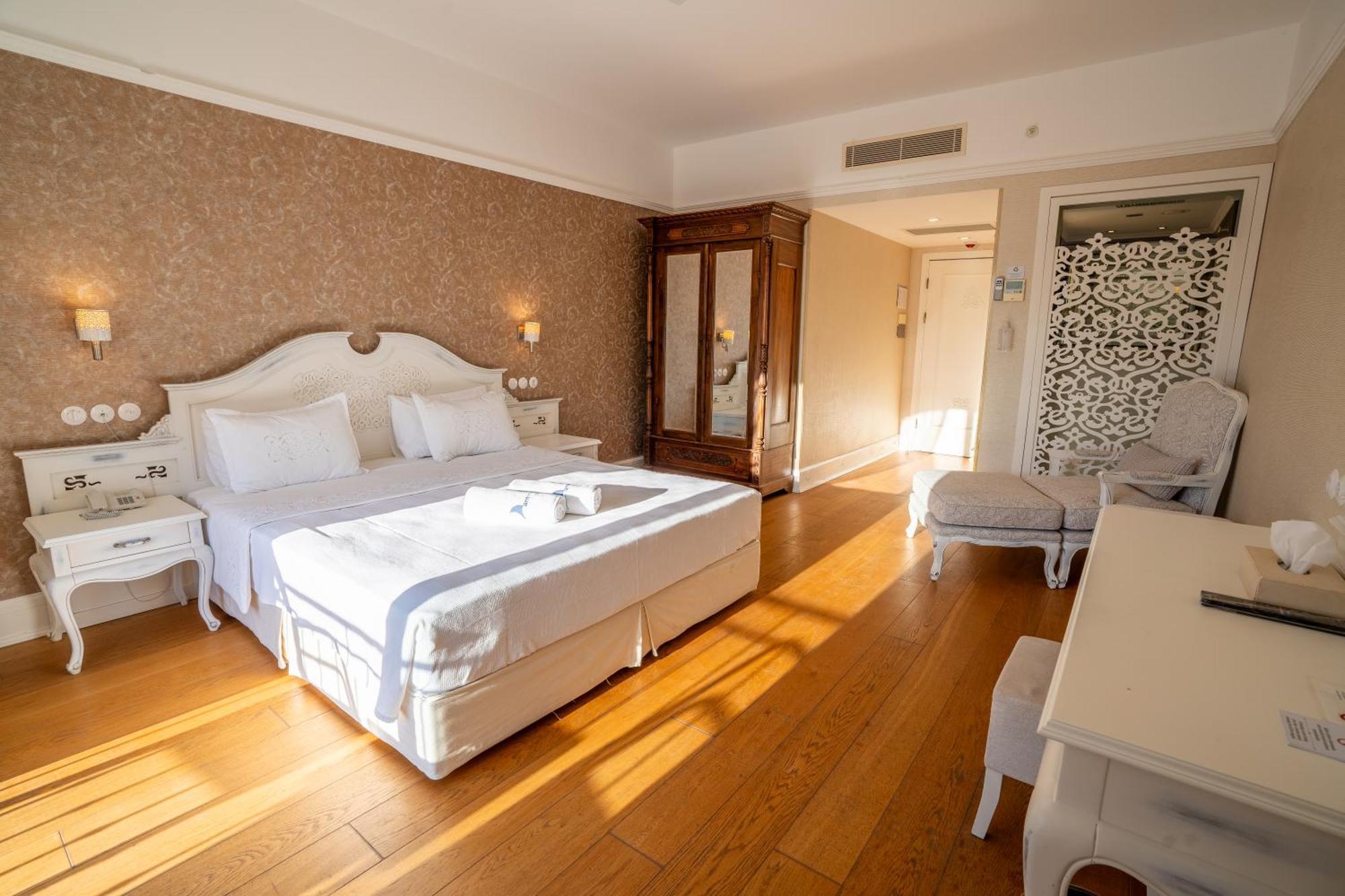 Antmare Hotel Alacati Exterior photo